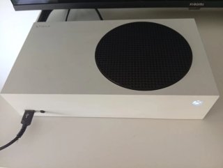 Xbox Series S + Tarjeta Expansión 1TB + mando
