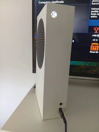 Xbox Series S + Tarjeta Expansión 1TB + mando