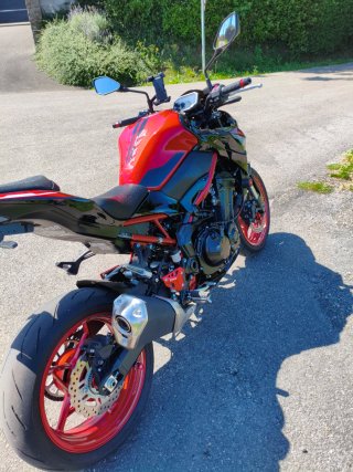Kawasaki Z900 full