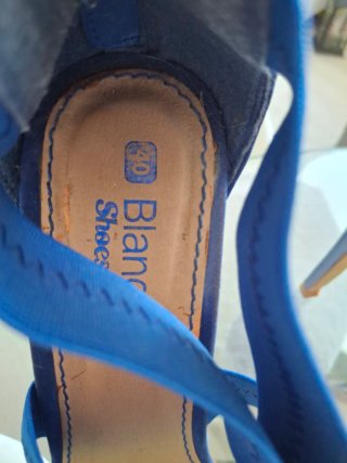 Zapatos de tacón azul