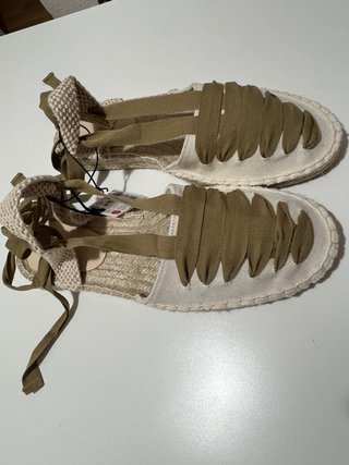 Alpargatas Lefties Beige y Verde Lazada