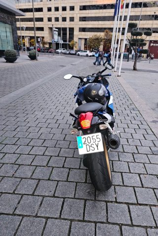 BMW K 1200 S Azul y Blanca