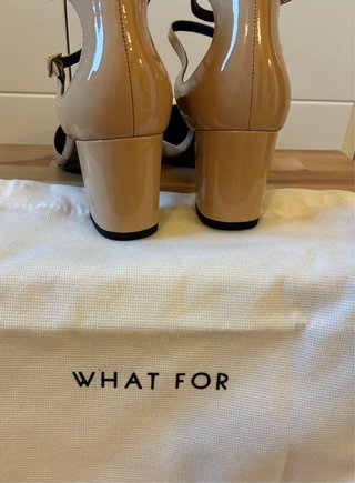 Zapatos de tacón nude con tiras