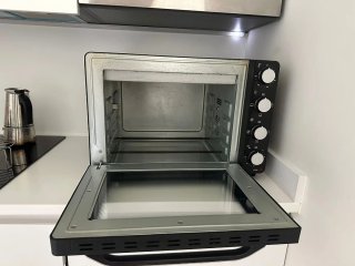 Horno Eléctrico Mandine Poco Uso función asar poll