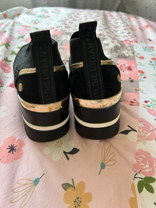 Zapatos Xti Collection Negros Brillantes