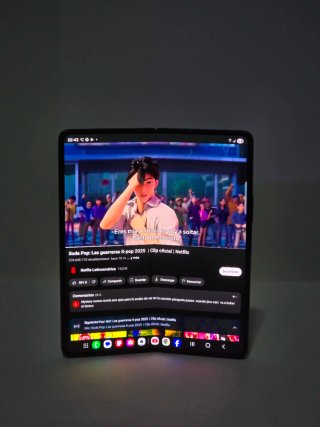 Samsung Galaxy Z Fold 4 Signature Edition