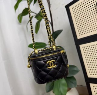 Neceser Chanel makeup Negro
