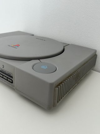 Console PlayStation 1 (PS1) con borsa