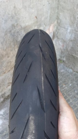 Bridgestone Battlax S22 delantero