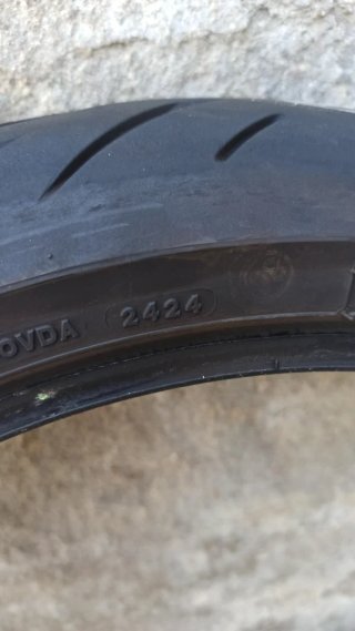 Bridgestone Battlax S22 delantero