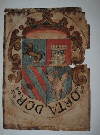 Escudo de Armas Ortador Impresionante