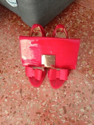 Zapatos y Bolso Lodi Rojo