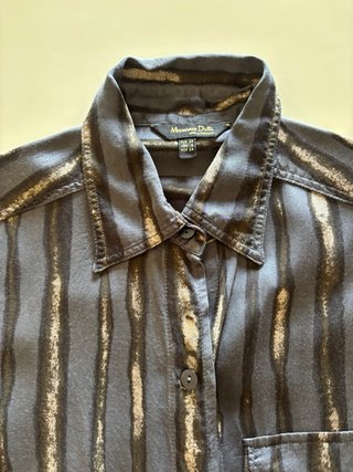 Camisa Massimo Dutti Rayas Doradas Negra
