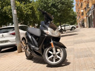 Yamaha Jog RR Negra Automática
