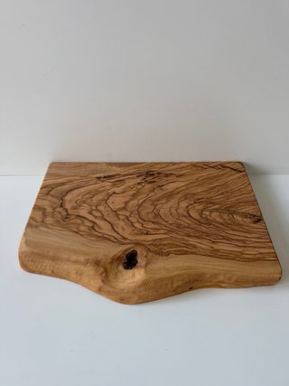 Tagliere in legno di ulivo 40x27cm