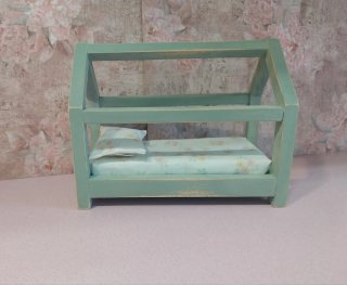 Cama casa para muñecas Maileg