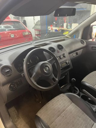Volkswagen Caddy 2012