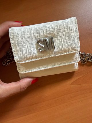 Cartera Steve Madden Beige con Cadena Plata