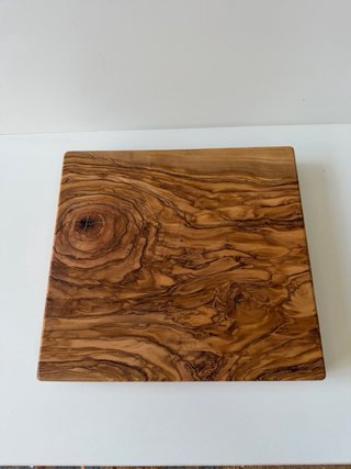 Tagliere in legno di ulivo 30x30 cm