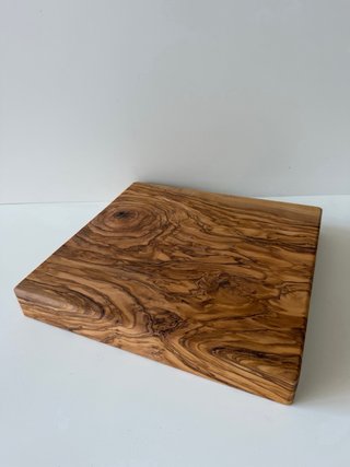 Tagliere in legno di ulivo 30x30 cm