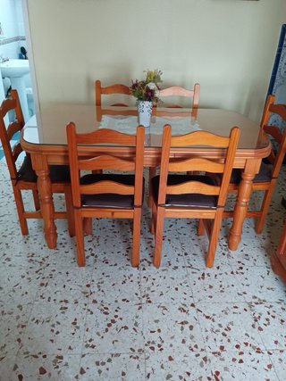 Set dalon con Mesa de comedor y 6 sillas de madera