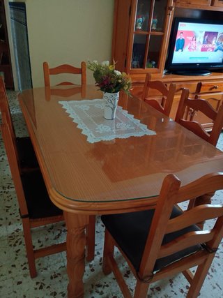 Set dalon con Mesa de comedor y 6 sillas de madera