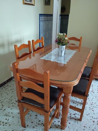 Set dalon con Mesa de comedor y 6 sillas de madera
