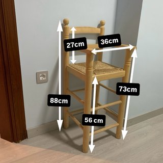 Trona de madera