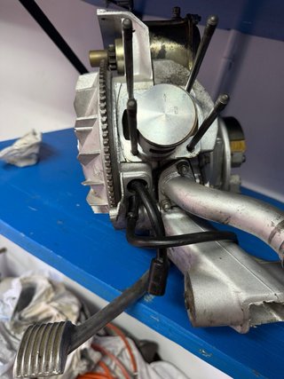 Motor Vespa 75 Elestard esta prácticamente nuevo