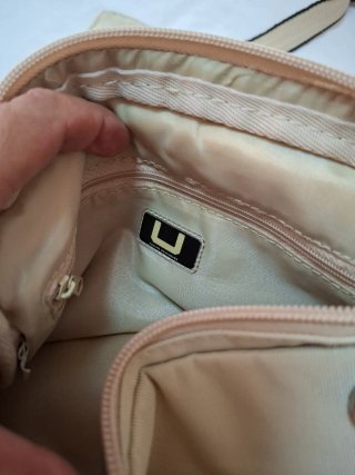 Bolso bandolera Adolfo Domínguez color crema