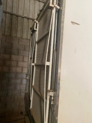 Camión jaula ganadera,  transporte animales vivos