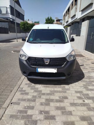 Furgoneta Dacia