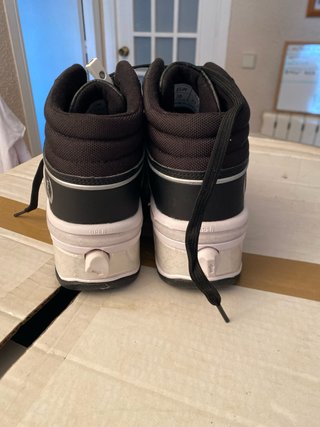 Zapatillas con ruedas talla 35