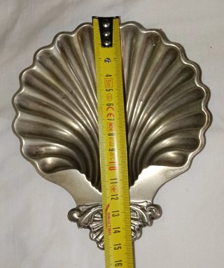 3 Conchas decorativas de metal