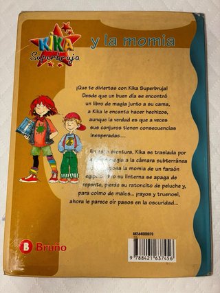 Kika Superbruja y la momia