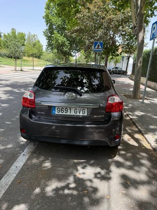Toyota Auris 2010