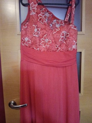 Vestido de ceremonia rojo