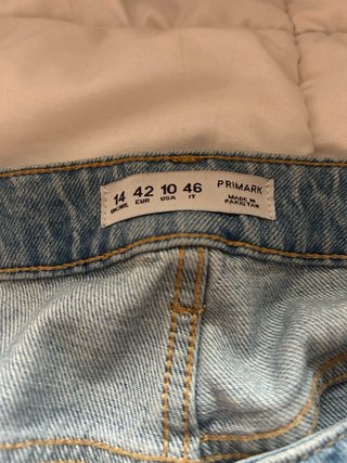 pantalón ancho vaquero