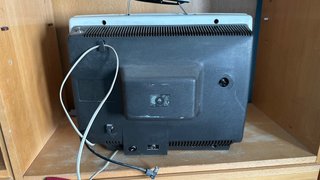 Televisor Philips Blanco y Negro Vintage