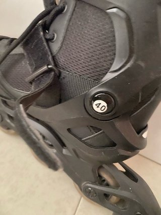 Patines en línea negros