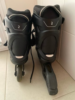 Patines en línea negros