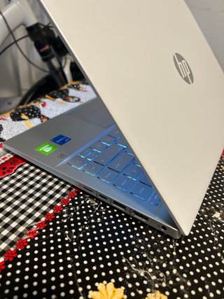 HP Pavilion 14 i5 11ª Gen 16GB RAM 500GB SSD