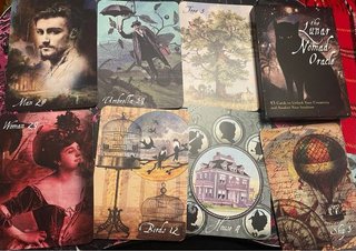 The Lunar Nomad Oracle Baraja Lenormand Mazo