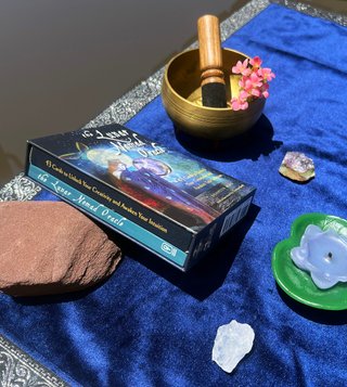 The Lunar Nomad Oracle Baraja Lenormand Mazo