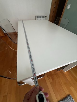 Mesa extensible IKEA BJURSTA + 4 Sillas TOBIAS