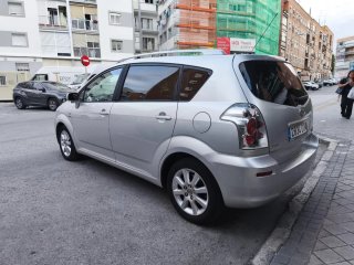 Toyota corolla verso 2004