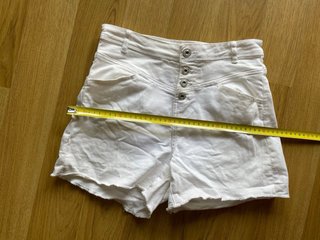 Shorts vaqueros Blancos tiro alto T.34