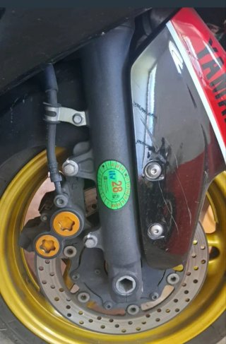Yamaha T-Max 500 Negra y Roja