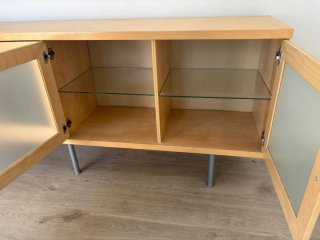 Aparador Ikea Madera y Cristal