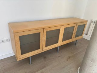 Aparador Ikea Madera y Cristal